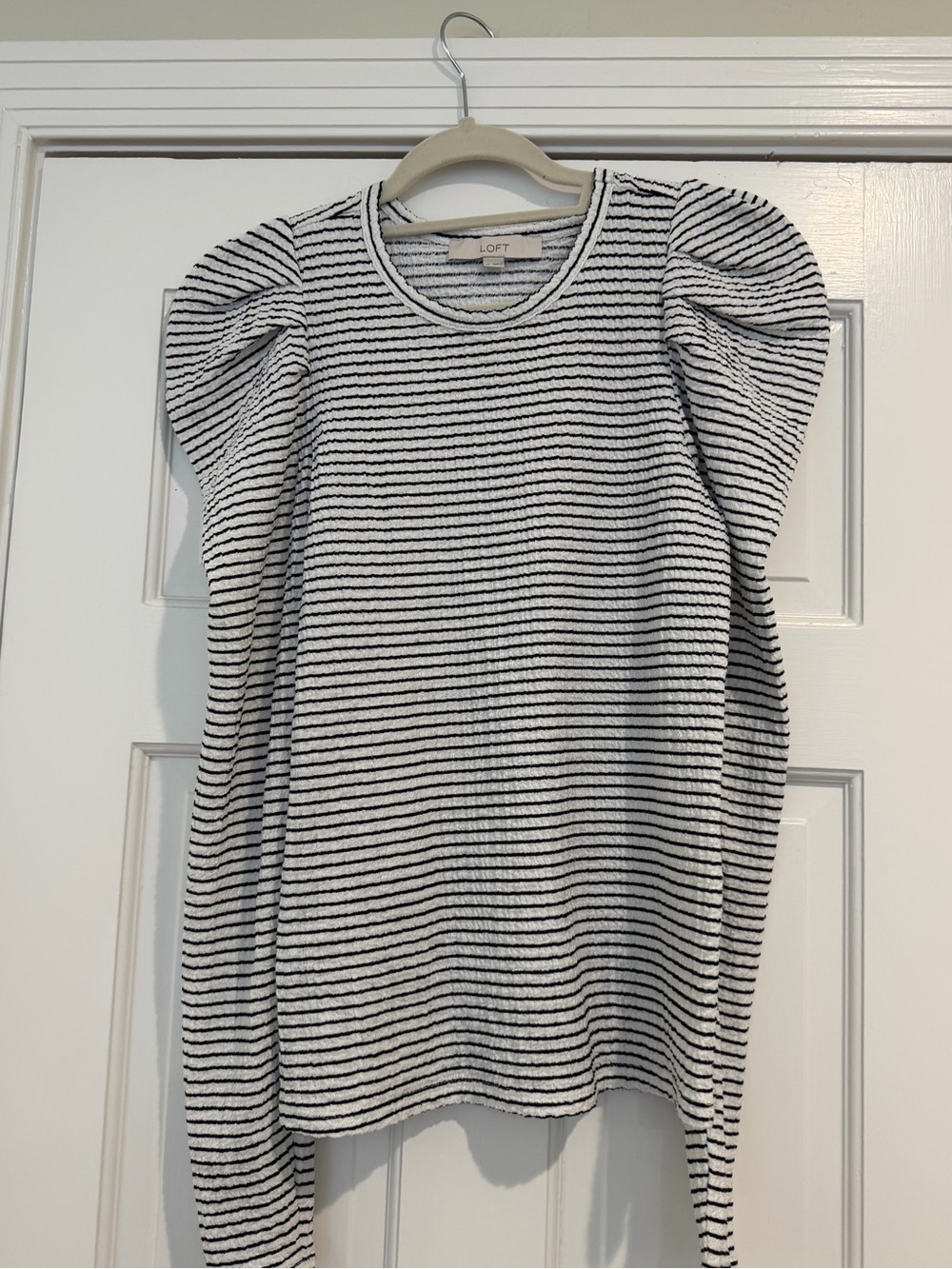 LOFT Black & White Striped Puff-Sleeve Top